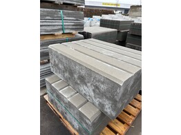 BETON BLOKTREDE 100x35x15 cm GRIJS  IA 