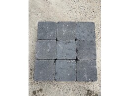BETONKLINKER ZWART  getrommeld  15x15x6 cm